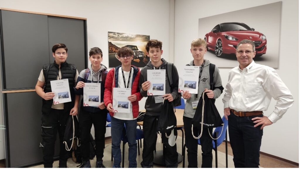 Die Praktikanten bei Magna mit Ihren Urkunden